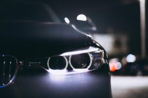 luces para carro o bombillas