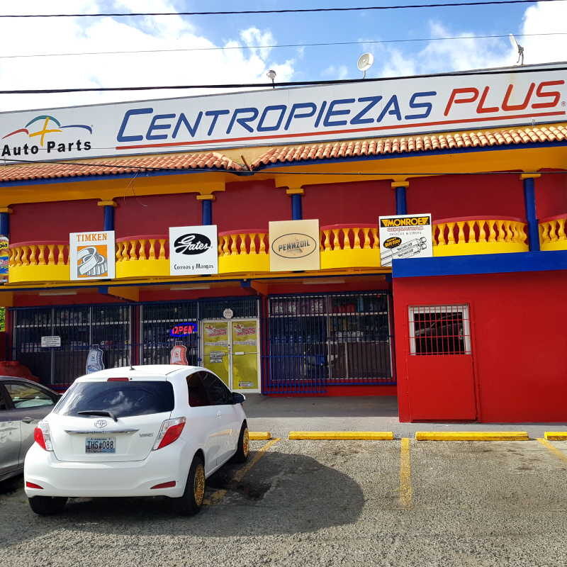 Centropiezas Plus Luquillo Puerto Rico